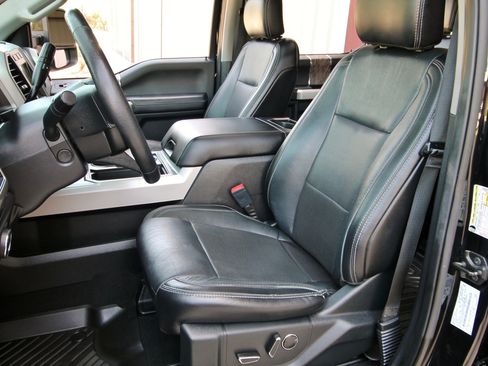 Used 2019 Ford F350 Lariat w/ Lariat Ultimate Package AWD/4WD image 24