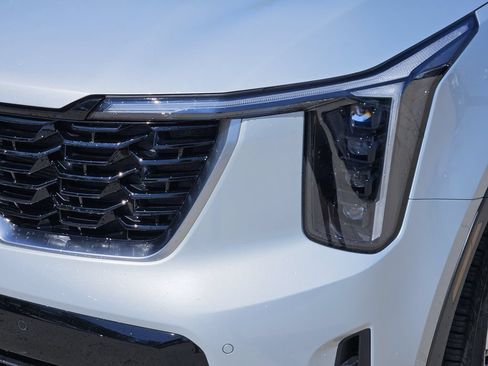 New 2026 Kia Sorento S w/ S Panoramic Sunroof Package FWD image 5