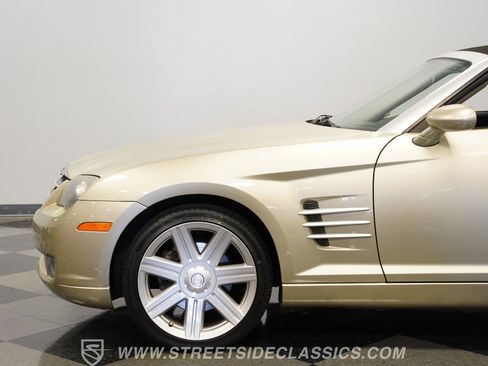 Used 2006 Chrysler Crossfire Limited RWD image 24