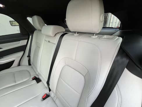 Used 2025 Jaguar F-PACE R-Dynamic S image 30