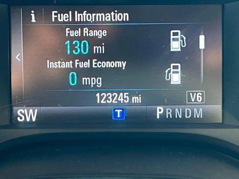 Used 2018 Chevrolet Camaro LT RWD image 23