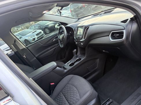 Used 2018 Chevrolet Equinox LT image 21