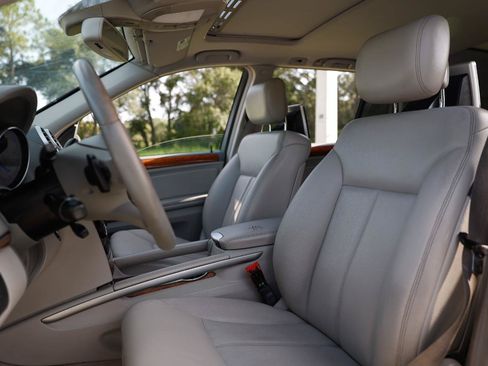 Used 2009 Mercedes-Benz GL 450 4MATIC image 6