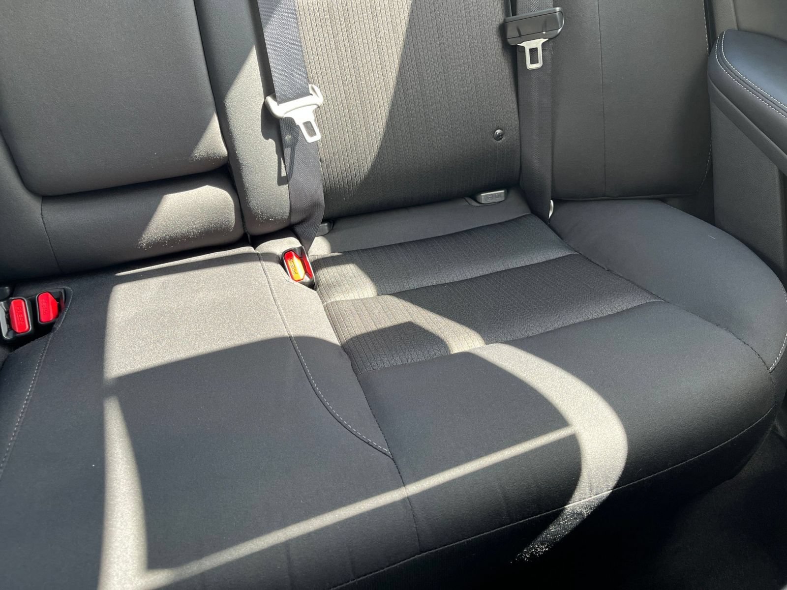 Used 2025 Nissan Altima 2.5 SV FWD image 37