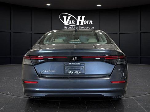 Used 2024 Honda Accord EX image 4