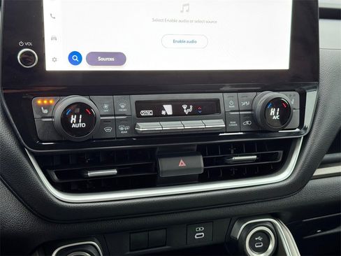 Certified 2025 Toyota Grand Highlander XLE image 25