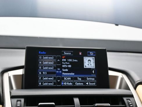 Used 2015 Lexus NX 300h FWD image 15