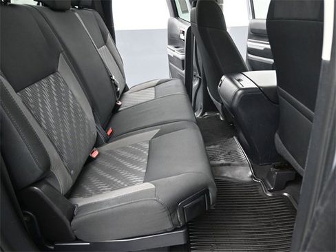 Used 2018 Toyota Tundra SR5 image 16
