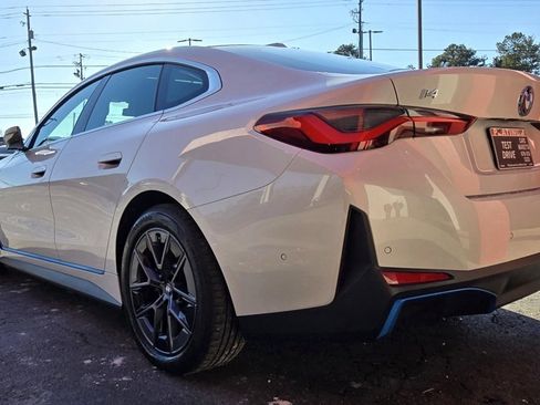 Used 2023 BMW i4 eDrive40 w/ Premium Package image 5