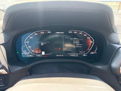 Used 2024 BMW X4 M40i AWD/4WD image 25