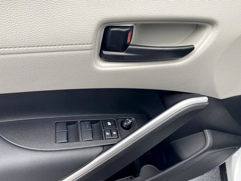 Certified 2026 Toyota Corolla Cross L image 16