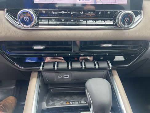 New 2026 GMC Canyon Denali AWD/4WD image 22