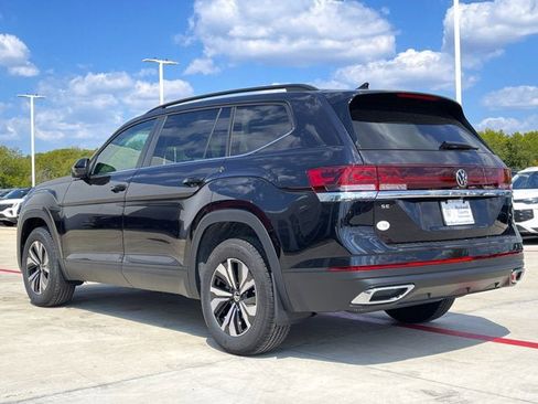 New 2026 Volkswagen Atlas SE image 4