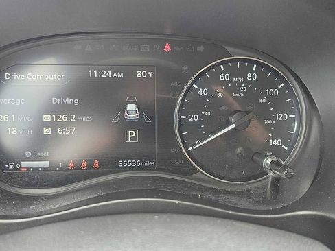 Used 2022 Nissan Kicks SV FWD image 10