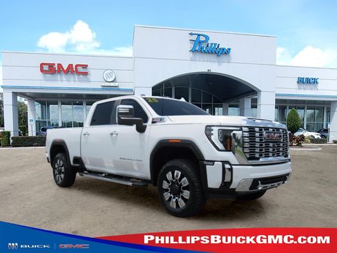 Used 2025 GMC Sierra 2500 Denali w/ Denali Reserve Package AWD/4WD image 1