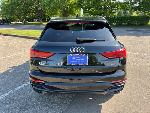 Used 2021 Audi Q3 2.0T Premium w/ Convenience Package AWD/4WD image 9