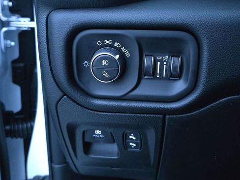 New 2026 RAM 1500 Laramie AWD/4WD image 26