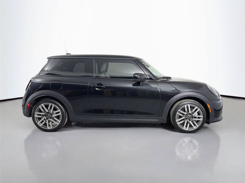 New 2026 MINI Cooper 2-Door Hardtop FWD image 4