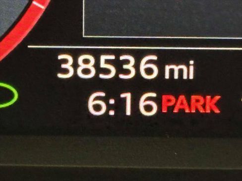 Used 2020 Audi Q3 2.0T Premium AWD/4WD image 31