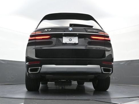 Used 2024 BMW X7 xDrive40i AWD/4WD image 29