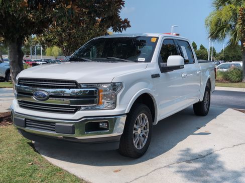 Used 2020 Ford F150 Lariat RWD image 5