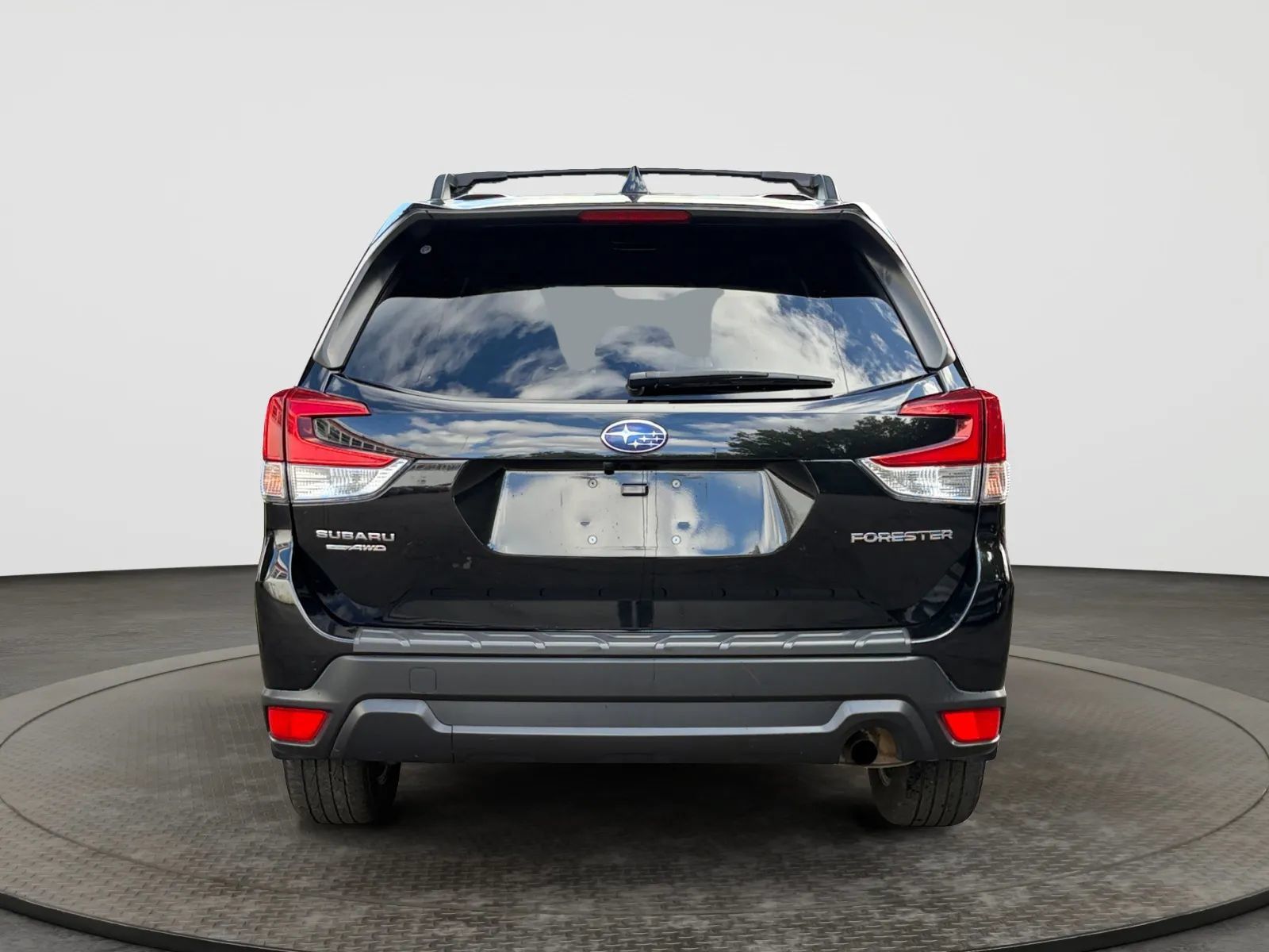 Used 2020 Subaru Forester Premium w/ Popular Package #1 AWD/4WD image 9