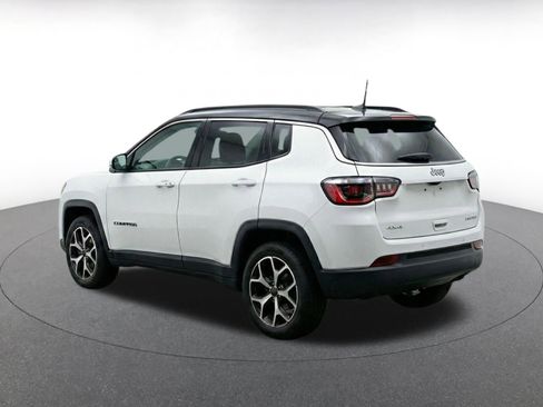 Used 2025 Jeep Compass Limited AWD/4WD image 6