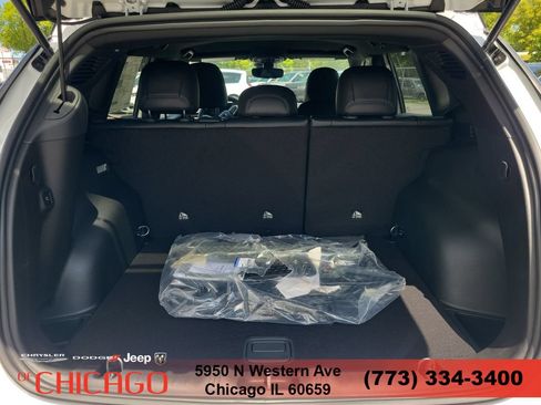 New 2026 Jeep Compass Trailhawk AWD/4WD image 9