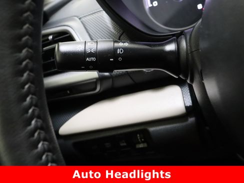 Used 2022 Subaru Forester Limited image 27