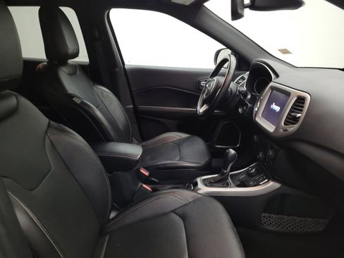 Used 2021 Jeep Compass Latitude image 21