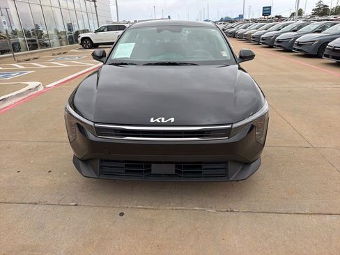 Used 2025 Kia K4 FWD image 8