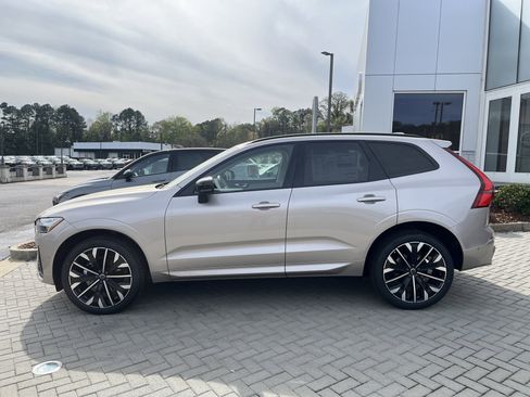 New 2026 Volvo XC60 B5 Ultra w/ Protection Package Premier AWD/4WD image 2