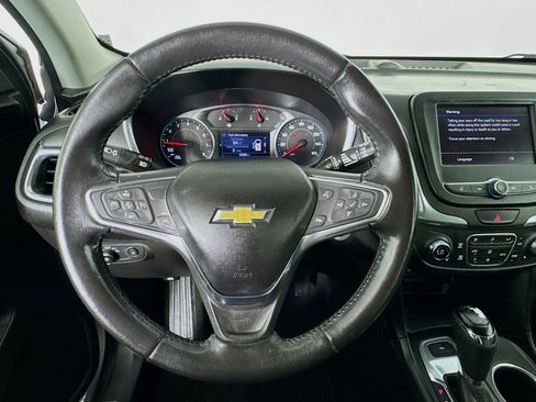 Used 2020 Chevrolet Equinox LT image 11