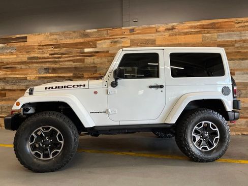 Used 2017 Jeep Wrangler Rubicon AWD/4WD image 17