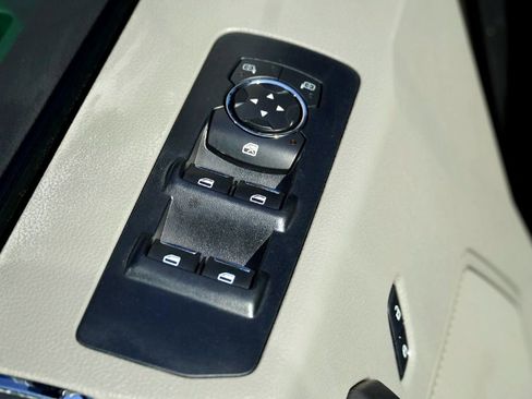 Used 2015 Ford F150 XLT w/ Equipment Group 302A Luxury image 26