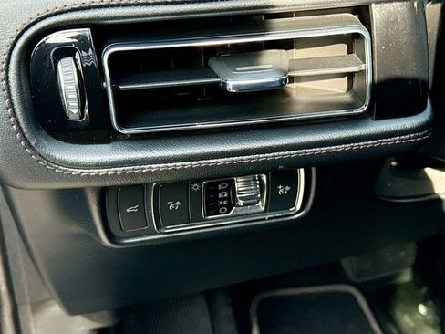 Used 2023 Lincoln Aviator Reserve w/ Equipment Group 201A image 12