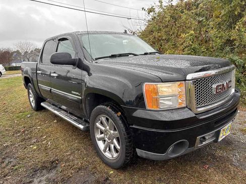 Used 2010 GMC Sierra 1500 Denali image 10