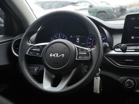 Used 2022 Kia Forte LXS FWD image 23