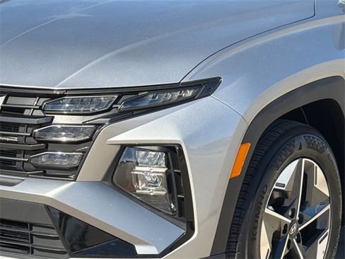 Used 2025 Hyundai Tucson SEL image 4