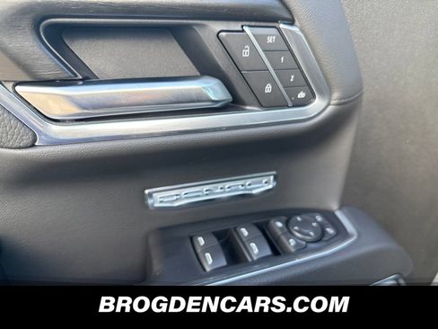 New 2026 GMC Sierra 1500 Denali w/ Denali Reserve Package AWD/4WD image 10
