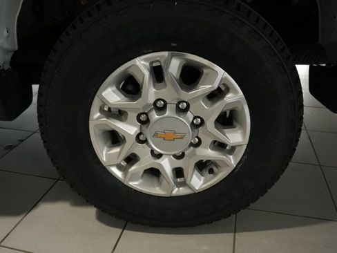 Used 2024 Chevrolet Silverado 3500 LT w/ All Star Edition AWD/4WD image 11