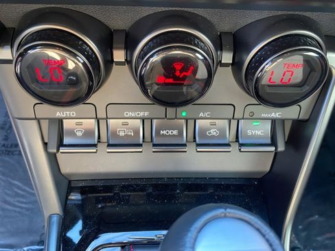 Used 2024 Toyota GR86 TRUENO Edition image 19