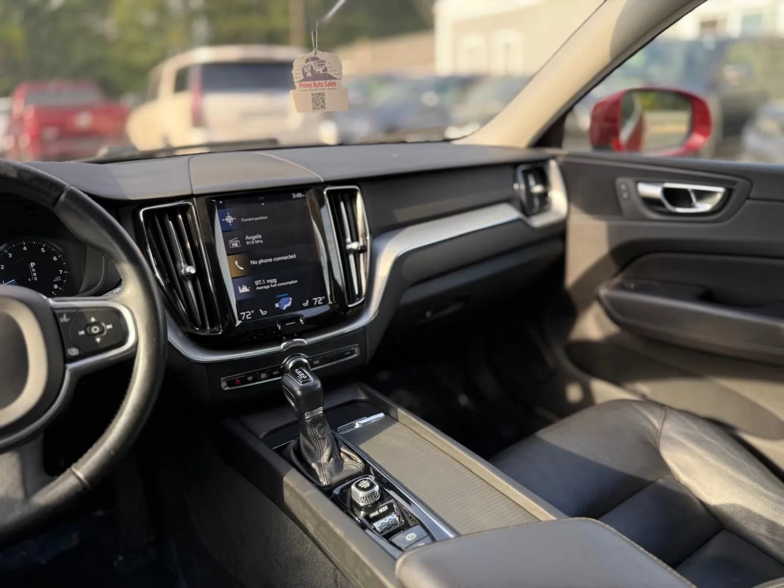 Used 2020 Volvo XC60 T6 Momentum AWD/4WD image 20