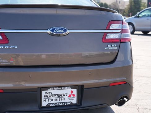 Used 2015 Ford Taurus SEL w/ Equipment Group 201A image 10