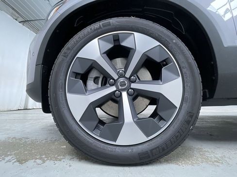 New 2026 Volvo XC40 B5 Plus w/ Protection Package Premier image 15