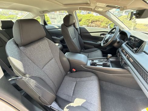 New 2025 Honda Accord SE image 41