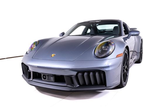 Used 2026 Porsche 911 Carrera GTS RWD image 9