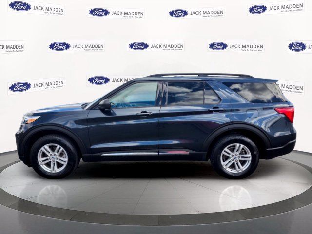 Certified 2023 Ford Explorer XLT AWD/4WD image 2
