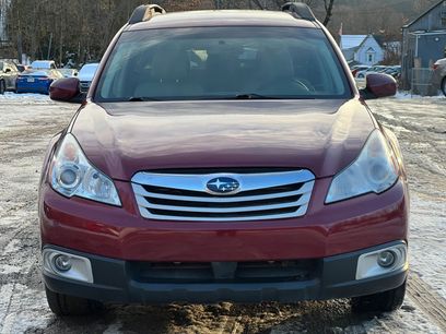 Used 2011 Subaru Outback 2.5i Premium w/ All-Weather Pkg