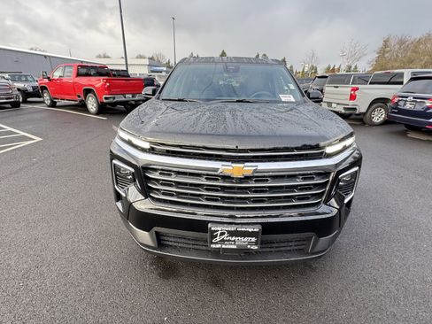 New 2026 Chevrolet Traverse LT image 3